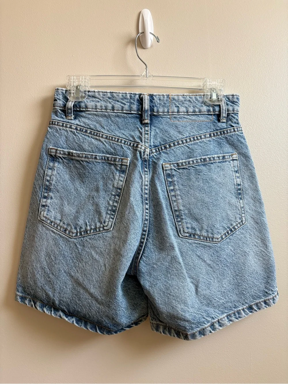 ZARA Women's Light Blue Denim High-Rise Jean Shorts